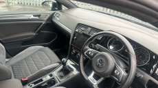 Volkswagen Golf 2.0 TDI R-Line 5dr Diesel Hatchback